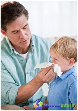 Alergia ao pólen em uma criança