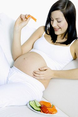 Minst 30 mg järn ska komma dagligen i en gravid kvinna
