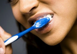 Como limpar seus dentes