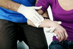 first-aid-bleeding