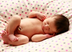 Newborn, navel, navel of a newborn, a bubble wound, care for the newborn