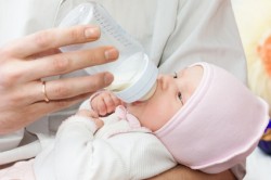 lapte matern, lactoză, insuficiență la lactoză, lapte, produse lactate, nou-născuți