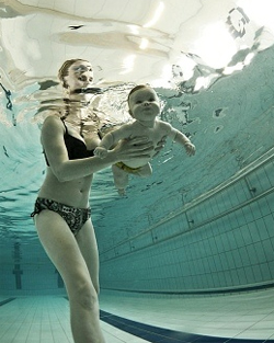 swimming-baby
