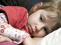 Запушване на червата: симптоми при деца