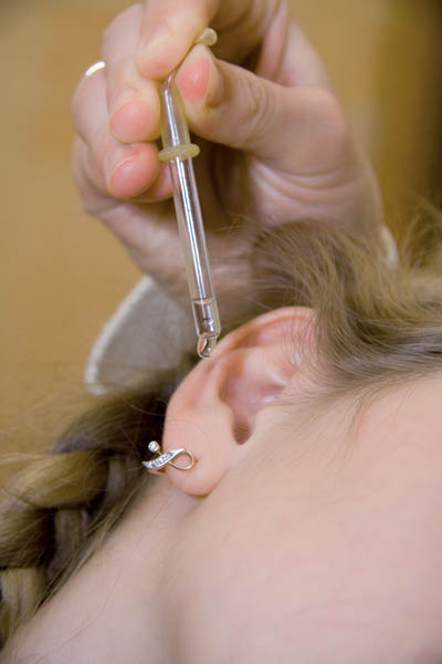 The ears hurt ... otitis in children