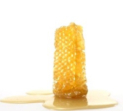 Il miele è un sostituto di zucchero naturale